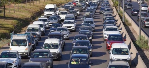 "أوتوروت" توجه تحذيرا للسائقين بسبب رياح قوية "أوتوروت" توجه تحذيرا للسائقين بسبب رياح قوية