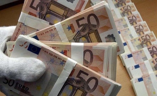 تحقيقات في معاملات مشبوهة بـ930 مليون درهم تربط شركات مغربية بشبكات في إسبانيا وفرنسا وبلجيكا تحقيقات في معاملات مشبوهة بـ930 مليون درهم تربط شركات مغربية بشبكات في إسبانيا وفرنسا وبلجيكا