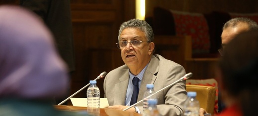 سابقة.. قانون المحاماة يفرض "عقداً مكتوباً" بين المحامي وموكله يتضمن تحديد الأتعاب سابقة.. قانون المحاماة يفرض "عقداً مكتوباً" بين المحامي وموكله يتضمن تحديد الأتعاب