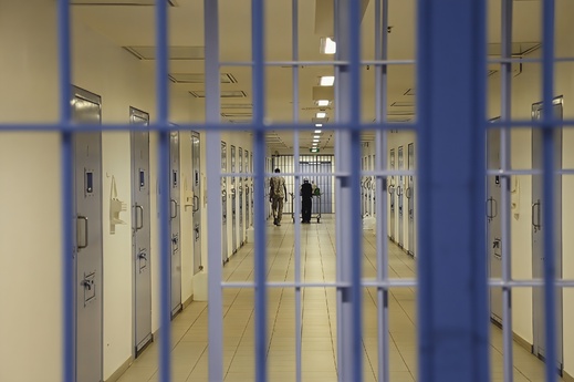 إيداع فتاتين سجن الناظور للاشتباه في تورطهما بترويج الكوكايين إيداع فتاتين سجن الناظور للاشتباه في تورطهما بترويج الكوكايين