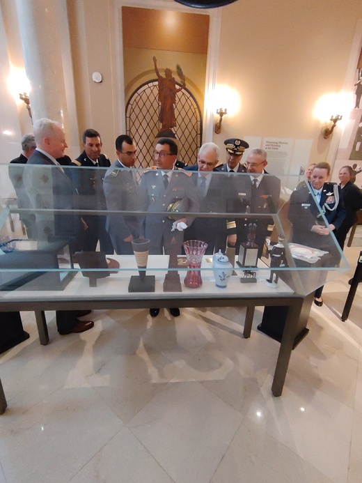 معاهدة عمرها 240 سنة في صلب زيارة مغربية لواشنطن.. ورسائل وفاء من أرلينغتون معاهدة عمرها 240 سنة في صلب زيارة مغربية لواشنطن.. ورسائل وفاء من أرلينغتون