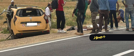 مصرع فتاتين وإصابة 7 أشخاص في حادث سير مروع بين سيارتي أجرة