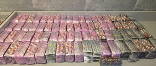 إحباط تهريب أزيد من 17 ألف قرص مهلوس وكمية من المعسل قادمة من أوروبا