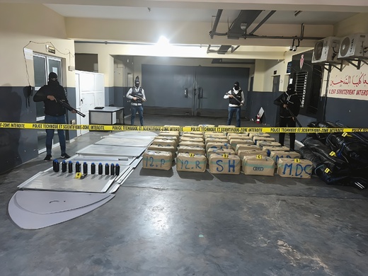 أمن الناظور يجهض محاولة تهريب أزيد من قنطار من "الشيرا" كانت متجهة صوب فرنسا