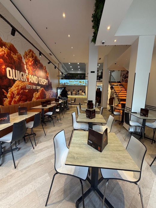 مطعم "Vicio" يفتح أبوابه في الحسيمة.. تجربة لا تُقاوم لعشاق الدجاج المقرمش مطعم "Vicio" يفتح أبوابه في الحسيمة.. تجربة لا تُقاوم لعشاق الدجاج المقرمش