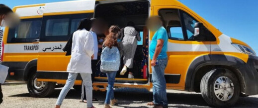 تازة.. سيارة نقل مدرسي تدهس تلميذاً ذا 7 سنوات وترديه قتيلاً بعد نزوله منها