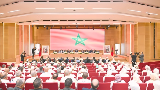 في أجواء تنظيمية ودعم مالي استثنائي.. حموشي يشرف على توديع حجاج أسرة الأمن