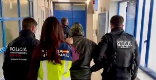 النيابة الإسبانية تطالب بعقوبات ثقيلة بحق متهمين في شبكة لتهريب الحشيش من المغرب
