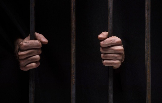 ابتدائية الحسيمة تدين شخصا بـ 10 أشهر حبسا نافذا بسبب الامتناع عن أداء النفقة