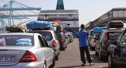 سلطات ميناء الجزيرة الخضراء تطلق خدمة الويفي للتخفيف من معاناة الانتظار للعابرين صوب المغرب‎