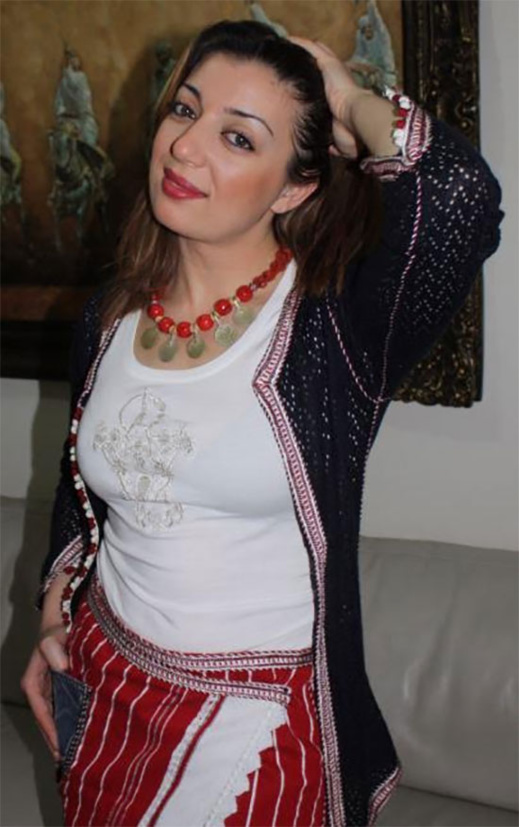 رمضان عند الفنانة ميراس: أحرص على أن تكون مائدة إفطاري من الآواني التقليدية والتسوّق يُشعرني بأجواء رائعة رمضان عند الفنانة ميراس: أحرص على أن تكون مائدة إفطاري من الآواني التقليدية والتسوّق يُشعرني بأجواء رائعة