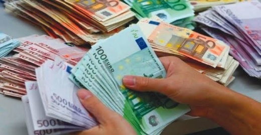تحويلات الجالية تكسر حاجز 50 مليارا
