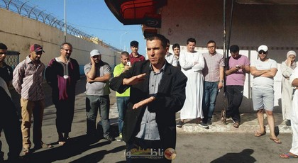 محكمة الإستئناف بالناظور تتابع الناشط الأمازيغي عاشور العمراوي في حالة اعتقال محكمة الإستئناف بالناظور تتابع الناشط الأمازيغي عاشور العمراوي في حالة اعتقال