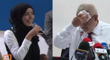 الطالبة الريفية التي دعت بنكيران وجها لوجه إلى تقديم إستقالته تحتل الرتبة الأولى بدراستها الإعلامية الطالبة الريفية التي دعت بنكيران وجها لوجه إلى تقديم إستقالته تحتل الرتبة الأولى بدراستها الإعلامية