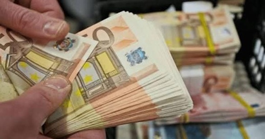 تقرير إسباني: تحويلات مغاربة إسبانيا تقترب من 1.6 مليار يورو وتعزز الاقتصاد المغربي