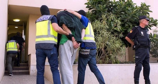 تفكيك شبكة دولية لتهريب المخدرات بين المغرب وإسبانيا تفكيك شبكة دولية لتهريب المخدرات بين المغرب وإسبانيا