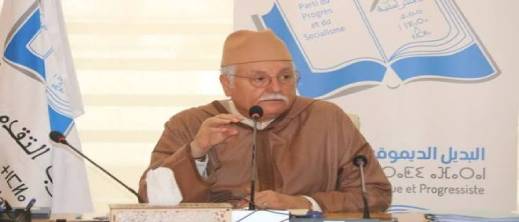 الوعود الانتخابية انطلقت.. "الكتاب" يعد بـ 1000 درهم للأسر.. 3000 درهم للتقاعد ومليون منصب شغل