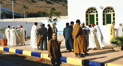 دعوة للمصلين لإحياء ليلة القدر المباركة مع نزلاء الجمعية الخيرية بمدينة الناظور دعوة للمصلين لإحياء ليلة القدر المباركة مع نزلاء الجمعية الخيرية بمدينة الناظور