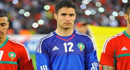 حارس المنتخب الوطني يقضي عطلته بمليلية ويكلف وكيل أعماله بدراسة العروض حارس المنتخب الوطني يقضي عطلته بمليلية ويكلف وكيل أعماله بدراسة العروض