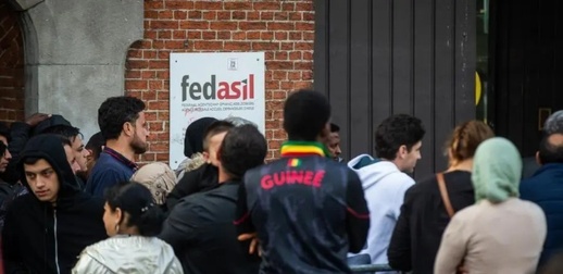 دعوات لتسوية الوضعية تنتهي باحتجاز مهاجرين في بلجيكا وتثير جدلا حقوقياً دعوات لتسوية الوضعية تنتهي باحتجاز مهاجرين في بلجيكا وتثير جدلا حقوقياً
