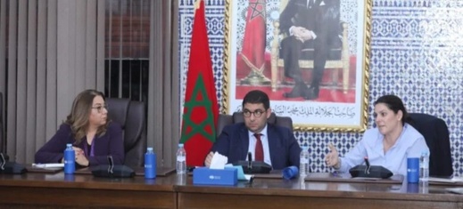"البام" يرد على "الأحرار": نرفض اتهامات استمالة المنتخبين أو إخضاعهم للضغط