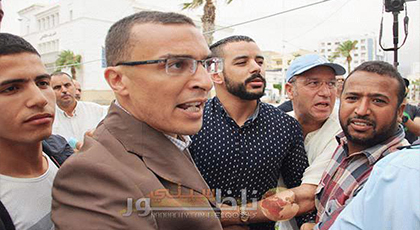 مثير: أزيد من 15 جمعية بالناظور تطالب برحيل قائد الملحقة الإدارية الأولى الذي وصف المحتجين ضد "هدم الكلوب" بالبلطجية‎