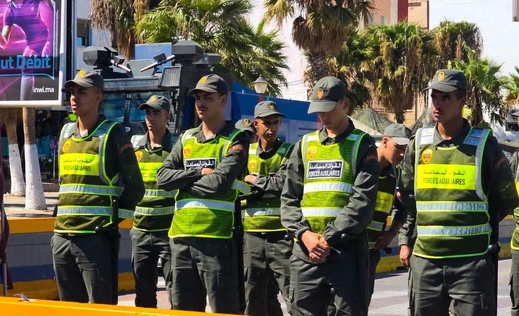 بني أنصار تحت المراقبة بعد دعوات للعبور نحو مليلية المحتلة.. ماذا يحدث ميدانيا؟ بني أنصار تحت المراقبة بعد دعوات للعبور نحو مليلية المحتلة.. ماذا يحدث ميدانيا؟