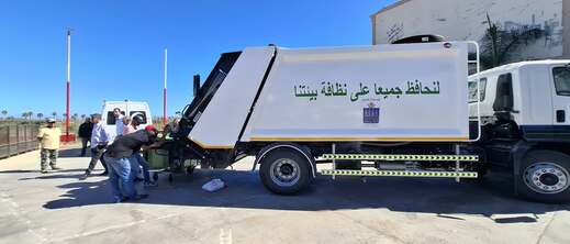 أركمان تعزز أسطول النظافة بشاحنة جديدة لخدمة المركز والدواوير والشواطئ