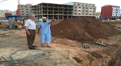 بالصور.. مباشرة بعد عودته من الديار المقدسة حوليش والبركاني يزوران المشاريع الصحية التي أطلقتها البلدية وشركائها بالصور.. مباشرة بعد عودته من الديار المقدسة حوليش والبركاني يزوران المشاريع الصحية التي أطلقتها البلدية وشركائها