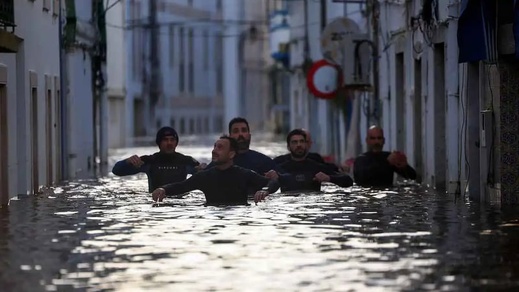 الأرصاد المغربية ترصد تداعيات عواصف شرق إسبانيا وتتوقع زخات رعدية محلية الأرصاد المغربية ترصد تداعيات عواصف شرق إسبانيا وتتوقع زخات رعدية محلية