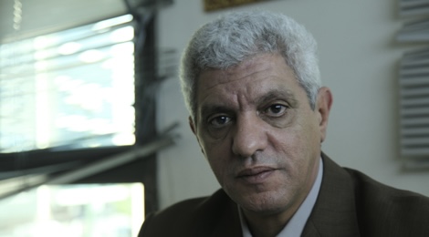 الوزاني يفند شائعات استقالته من رئاسة مجلس الحسيمة ويؤكد استمراره في مهامه