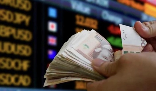 الدرهم يرتفع أمام الدولار والأورو الدرهم يرتفع أمام الدولار والأورو