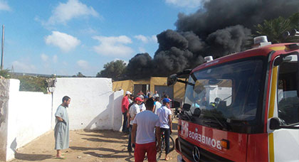 إندلاع حريق مهول بمتجر ضخم وسط مليلية يستنفر مصالح الأمن والإطفاء إندلاع حريق مهول بمتجر ضخم وسط مليلية يستنفر مصالح الأمن والإطفاء