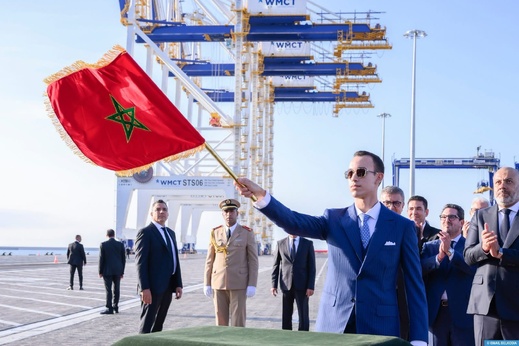 بتعليمات ملكية.. الأمير مولاي الحسن يشرف على إطلاق عمليات أول محطة للحاويات بميناء الناظور غرب المتوسط بتعليمات ملكية.. الأمير مولاي الحسن يشرف على إطلاق عمليات أول محطة للحاويات بميناء الناظور غرب المتوسط