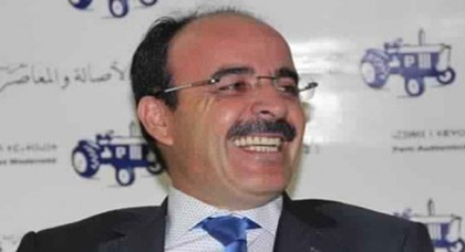 العماري يتلقى سخط 20 فبراير بعدما صرح قائلا: "البام" استقطب نشطاء 20 فبراير لإنقاذهم من الكحول والمخدرات العماري يتلقى سخط 20 فبراير بعدما صرح قائلا: "البام" استقطب نشطاء 20 فبراير لإنقاذهم من الكحول والمخدرات