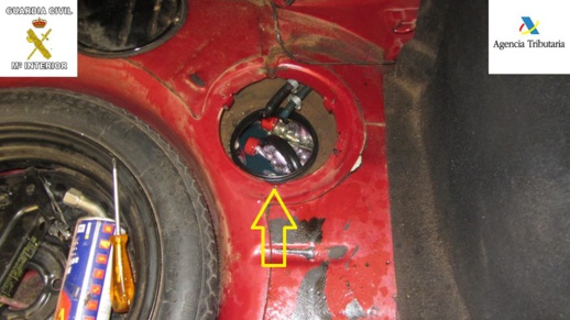 إعتقال مواطن إسباني حاول العبور بكمية مهمة من الحشيش داخل قنينات بلاستيكية الى الجنوب الاسباني إعتقال مواطن إسباني حاول العبور بكمية مهمة من الحشيش داخل قنينات بلاستيكية الى الجنوب الاسباني