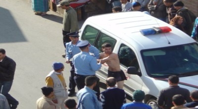في اليوم الثاني.. أمن الناظور يكشر على أنيابه في الحملة الأمنية ويعتقل 70 شخصا مبحوثا عنهم في اليوم الثاني.. أمن الناظور يكشر على أنيابه في الحملة الأمنية ويعتقل 70 شخصا مبحوثا عنهم
