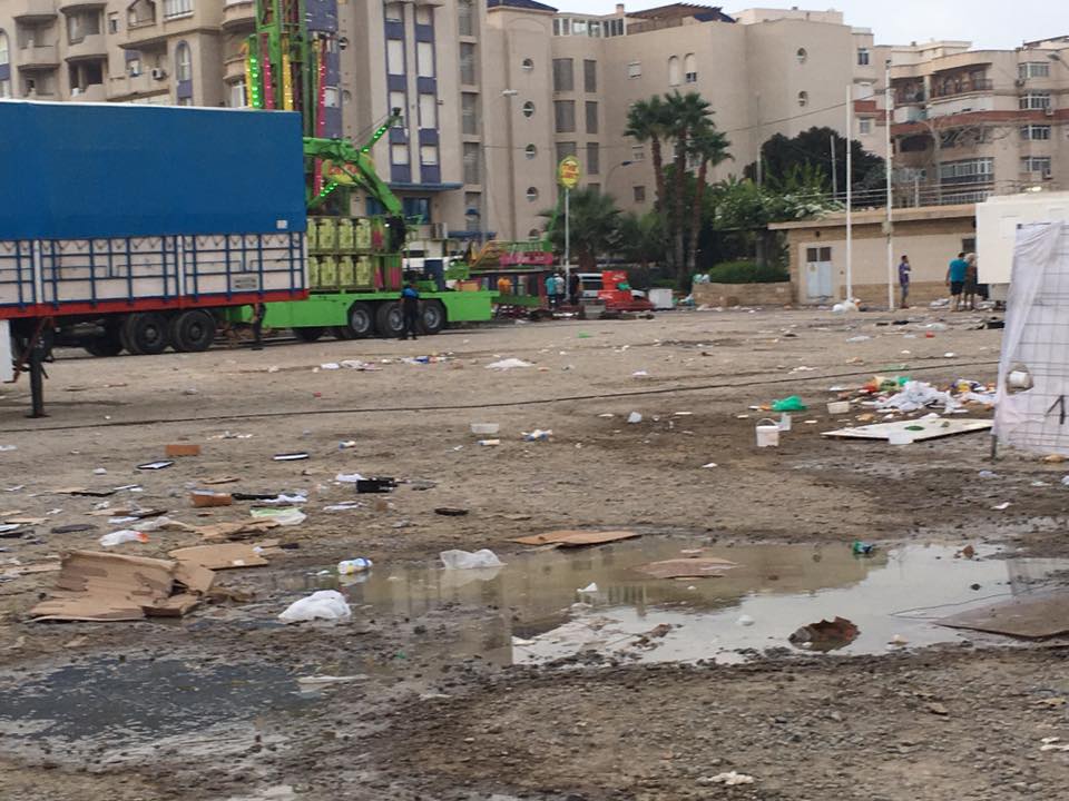 هواجس أمنية تجعل السلطات تستعين بطائرة و أجهزة متطورة لتأمين نقل أليات مدينة الملاهي "فيريا" الى إسبانيا 