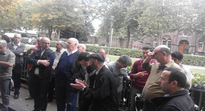 إحتجاجات أمام سفارة المغرب ببلجيكا للتنديد بتعنيف مسن أمام أنظار الوزير المكلف بالجالية 