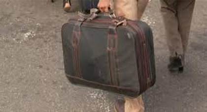 حجز كمية من مخدر "الشيرا" داخل حقيبة سفر بمطار الشريف الادريسي