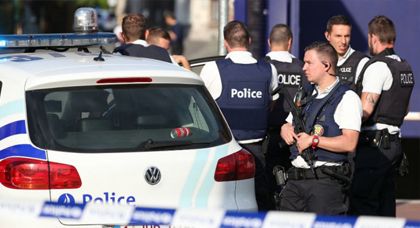 توجيه تهم بالتورط بالإرهاب لأربعة أشخاص في بلجيكا بعد مداهمات في شمال البلاد