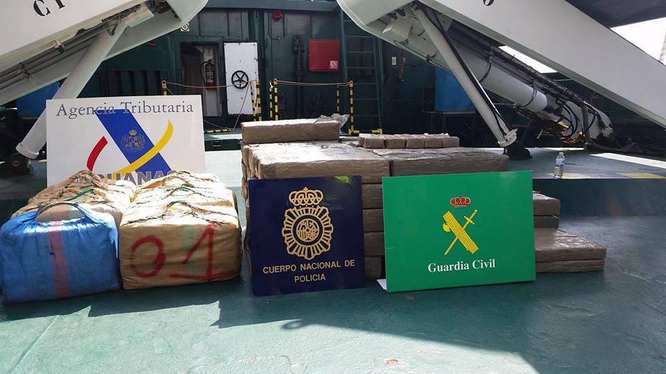 إعتقال 25 شخصا وحجز5 أطنان من الحشيش على خلفية تفكيك منظمة دولية تنطلق عملياتها من الناظور ومليلية