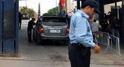 شرطة بني أنصار والحرس المدني الإسباني يحبطان محاولة تسلل أفارقة لدخول مليلية المحتلة