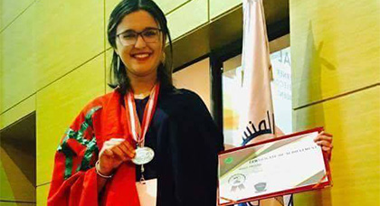 ابنة مدينة الناظور تتوج بالميدالية الفضية في مهرجان العلوم و التكنولوجيا بتونس