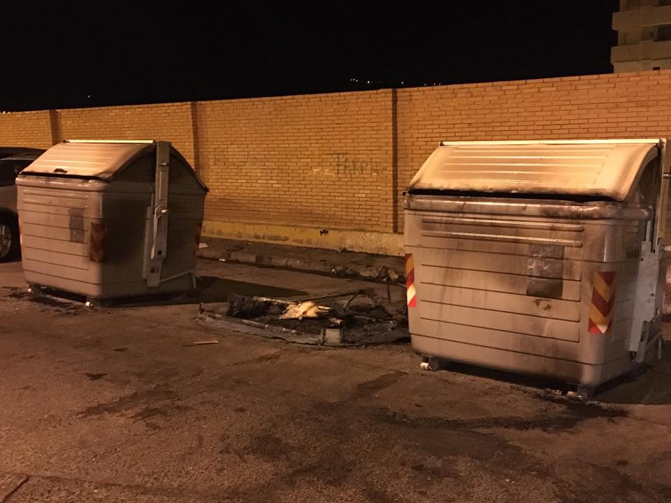 حالة استنفار بمليلية بعد إحراق عدد من حاويات الأزبال في ظروف غامضة