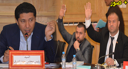 في دورة استثنائية.. مجلس جهة الشرق يصادق على مشروع إنجاز المركب الرياضي للناظور ونقاط أخرى
