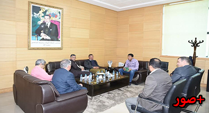 رئيس مجلس جهة الشرق يجتمع مع رؤساء الجماعات القروية بعمالة وجدة أنجاد