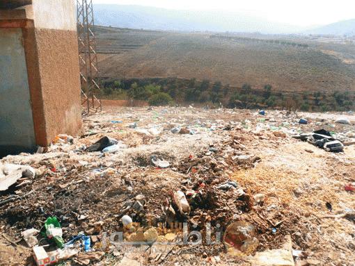 سوق خميس تمسمان مرفق يضخ مداخيل هامة في صندوق الجماعة يعيش كارثة بيئية حقيقية  سوق خميس تمسمان مرفق يضخ مداخيل هامة في صندوق الجماعة يعيش كارثة بيئية حقيقية