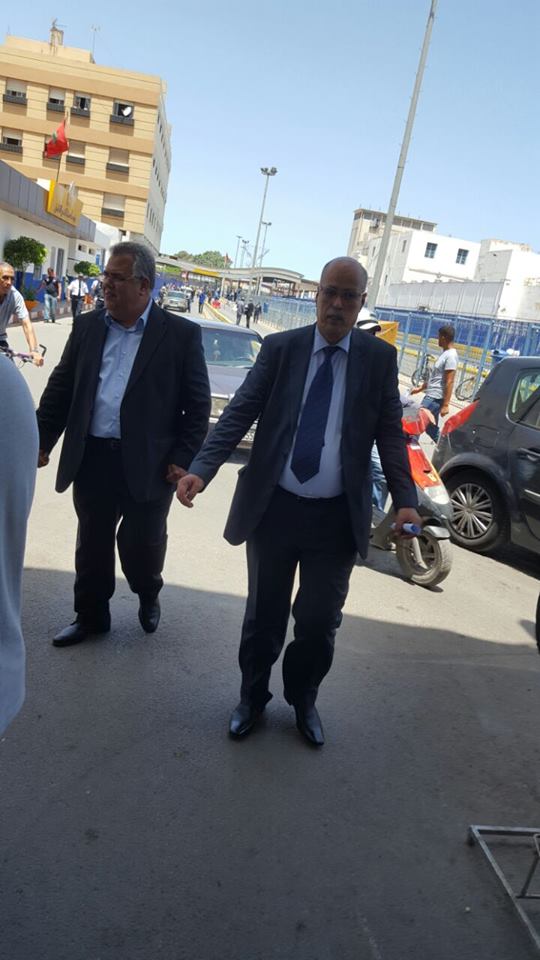 وفد برلماني يرافقه منتخبو الناظور يجري زيارة رسمية إلى معبر بني أنصار لتدارس إمكانية تسهيل عبور المغاربة