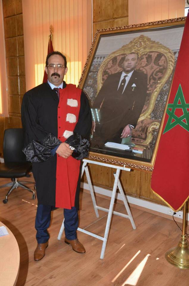 الباحث نجيم مزيان ينال شهادة الدكتوراه في القانون العام والعلوم السياسية بميزة مشرف جدا